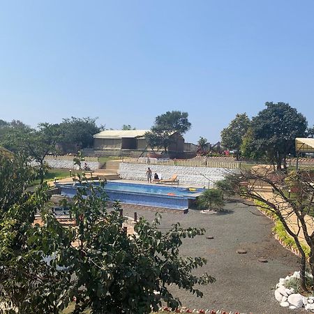 The Canvas Resort In Lonavla Extérieur photo