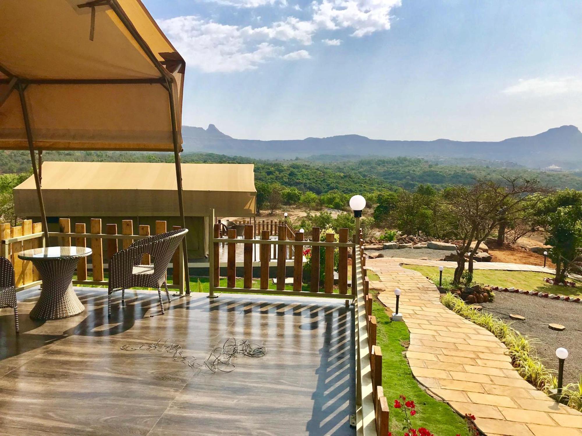 The Canvas Resort In Lonavla Extérieur photo
